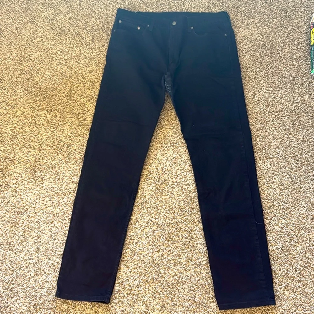 Men’s Levi black jeans 38x36